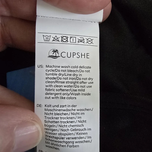 NWT Women's CUPSHE Backless Black One-Piece Halter Swimsuit Size XL Beachy - Picture 12 of 15